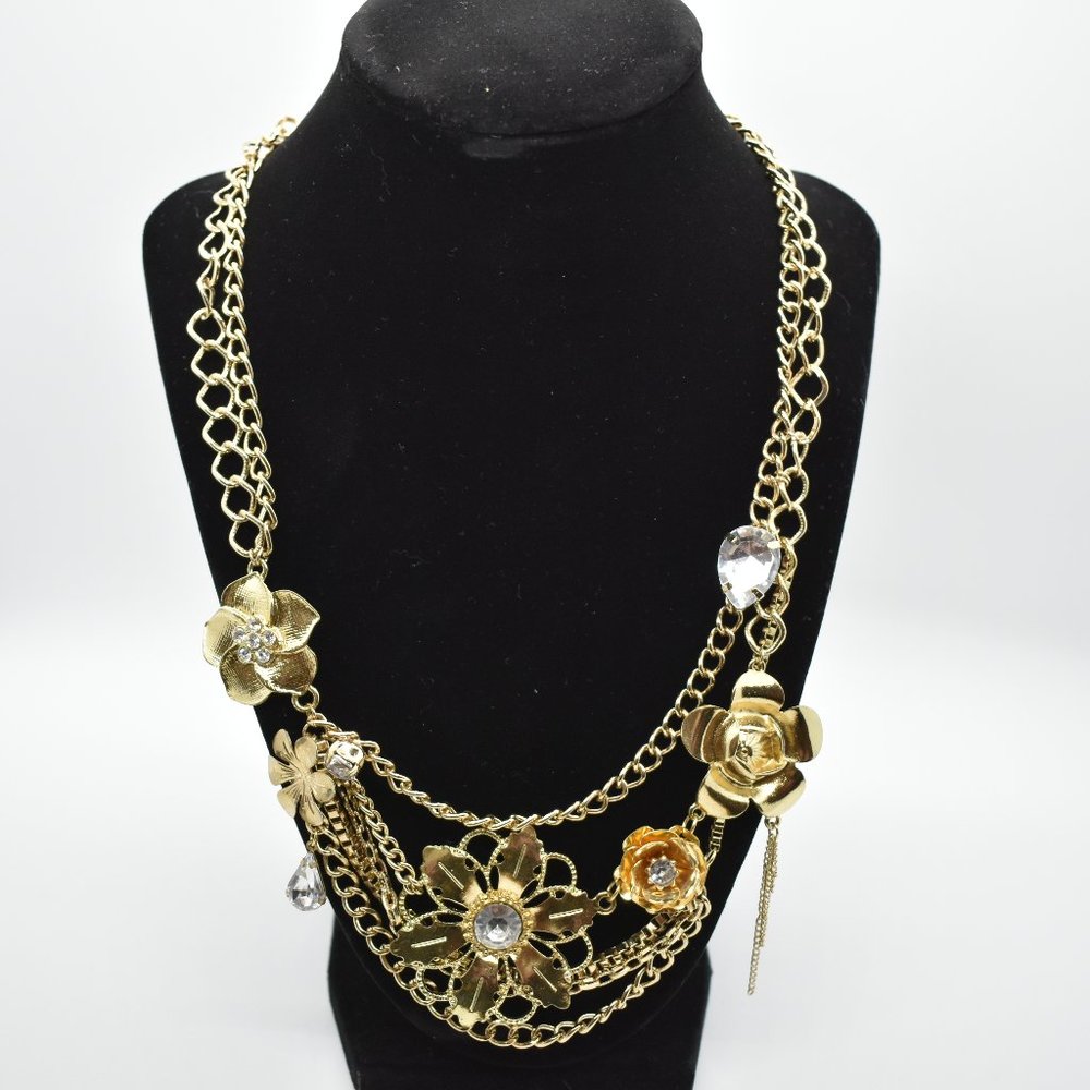 Flower and "Gem" Necklace and Earring Set